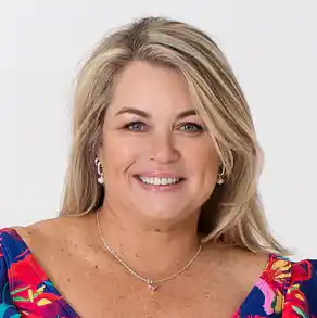 Debbie Combrink